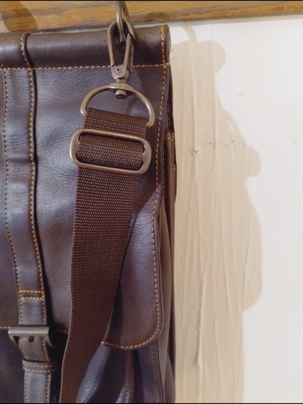 Wilson's Leather Mahogany Leather Laptop Messenger - Classic Briefcase Style
